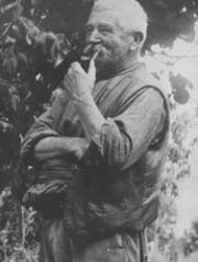 Gaston Dominici fumant la pipe