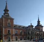 http://img75.xooimage.com/files/e/8/0/617px-palacio_de_santa_cruz5-2b82069.jpg